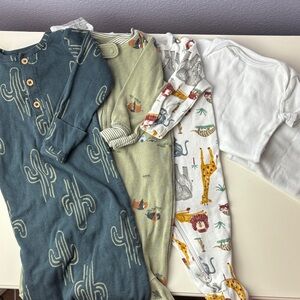 Bundle 3 Months Carter's Baby Pajamas Sleep Sack Footed Onesies and Basic Onesie